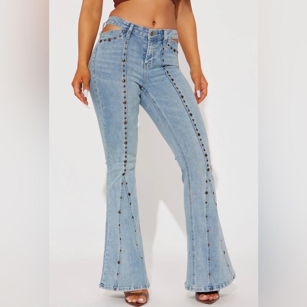 Major Crush Studded Stretch Flare Jean - Vintage Blue Wash sz 9
